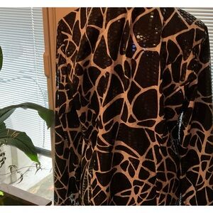 VINTAGE 60’s TOP. IMPORTED FABRIC,A DRESSING WOMEN.SIZE L,BLACK/WHITE SHIMMERS